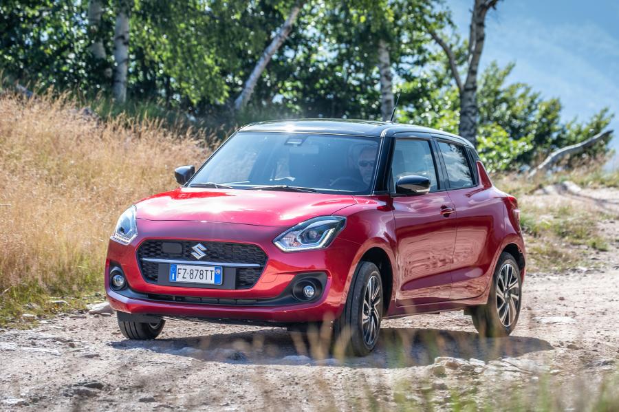 Suzuki Swift Hybrid AllGrip 2020 года  (фото 12 из 27)